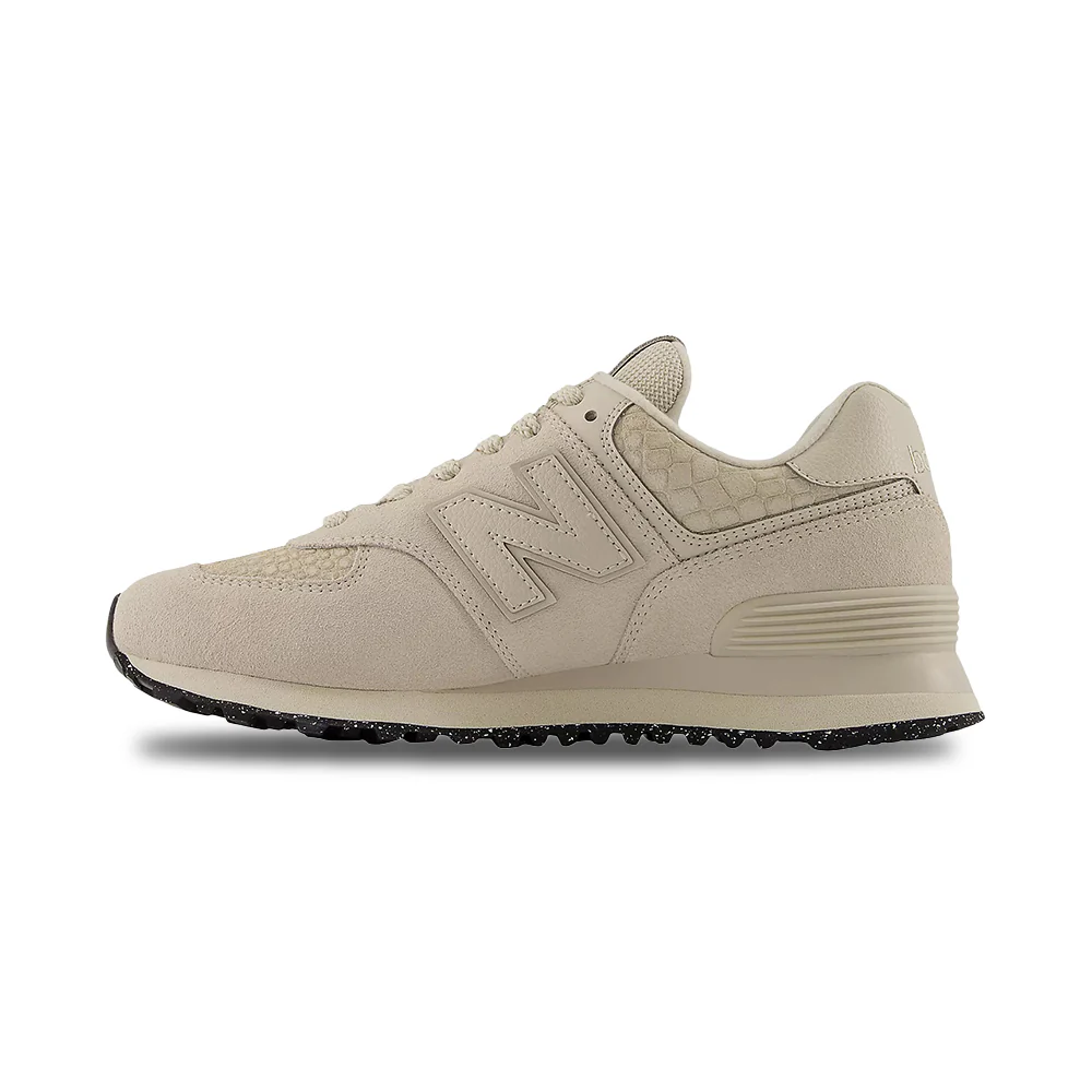 574 | PBK WHITE - Image 2