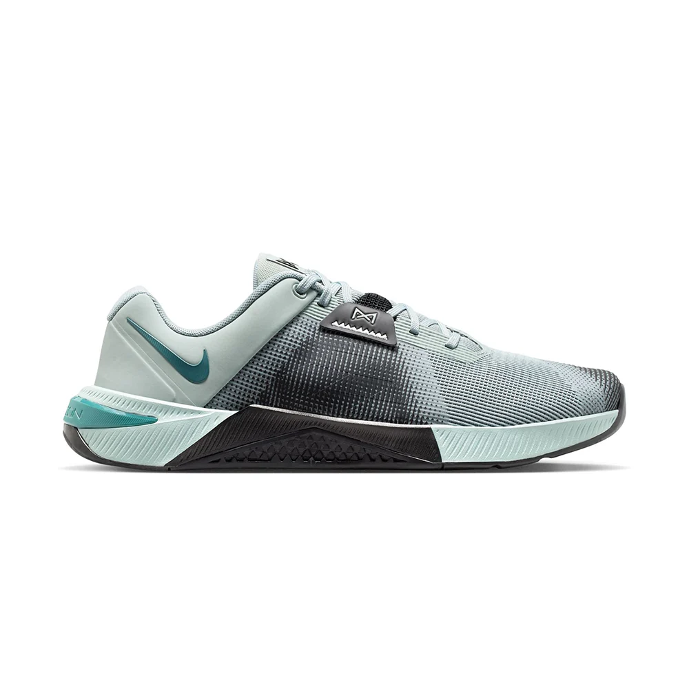 M METCON 10 | 007 LIGHT